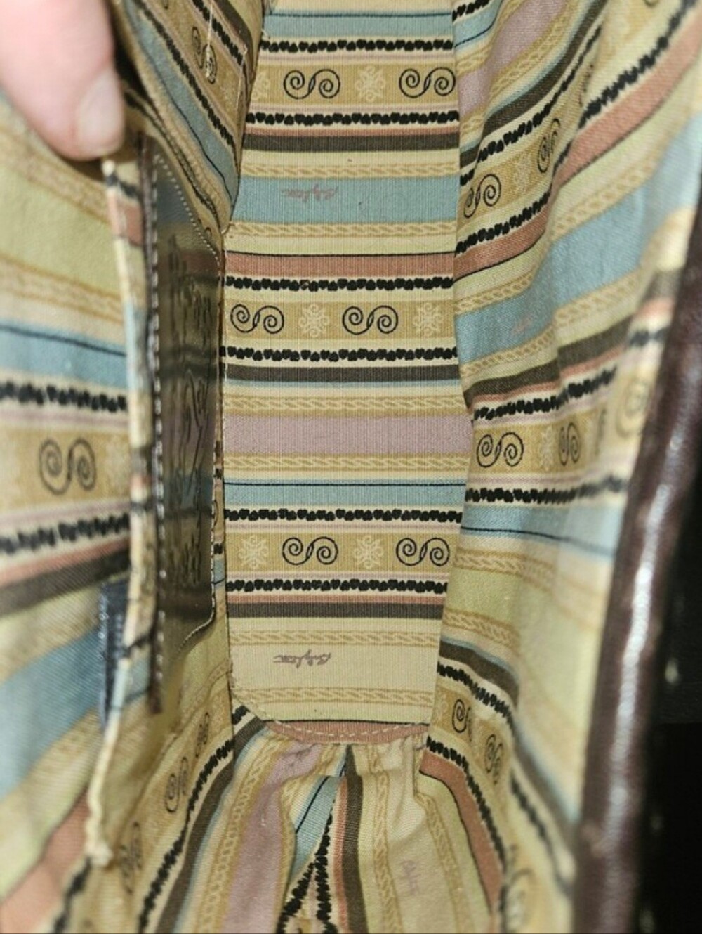 Brighton beige woven straw shoulder Bag black leather trim and a signature - Picture 11 of 12